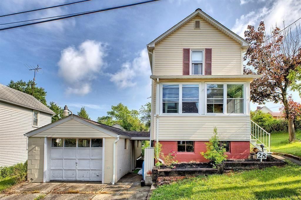 Tulip St, Adamsburg, PA 15611