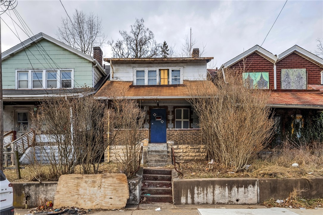 Montier St, Pittsburgh, PA 15221