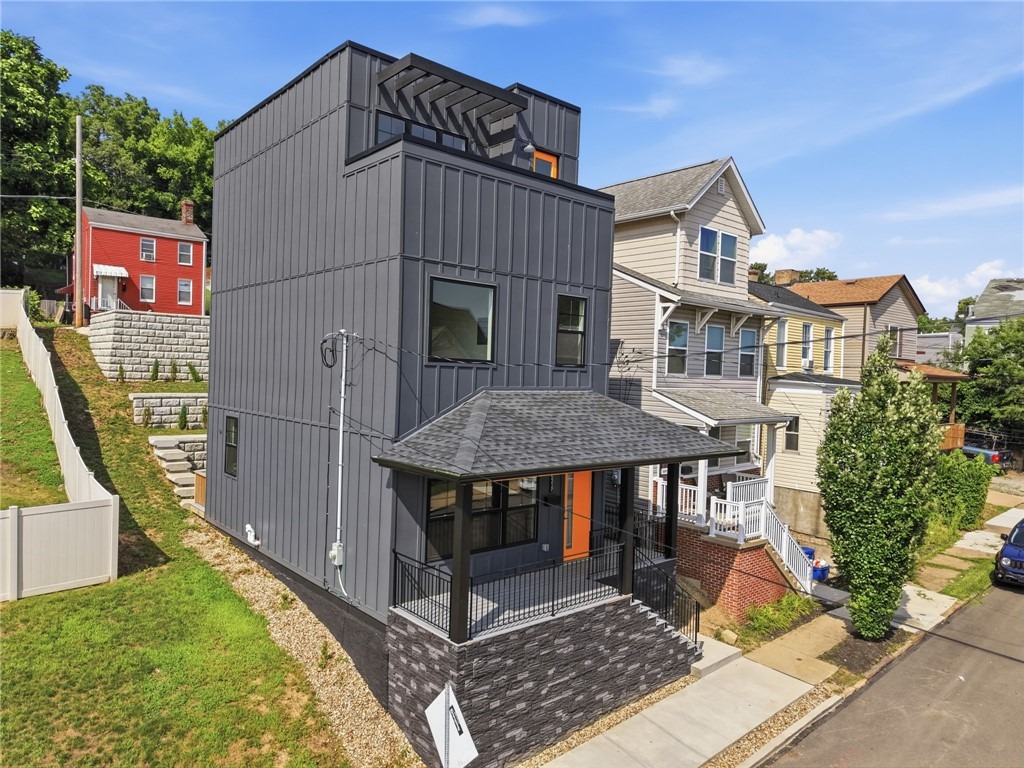 Broad St, Pittsburgh, PA 15224