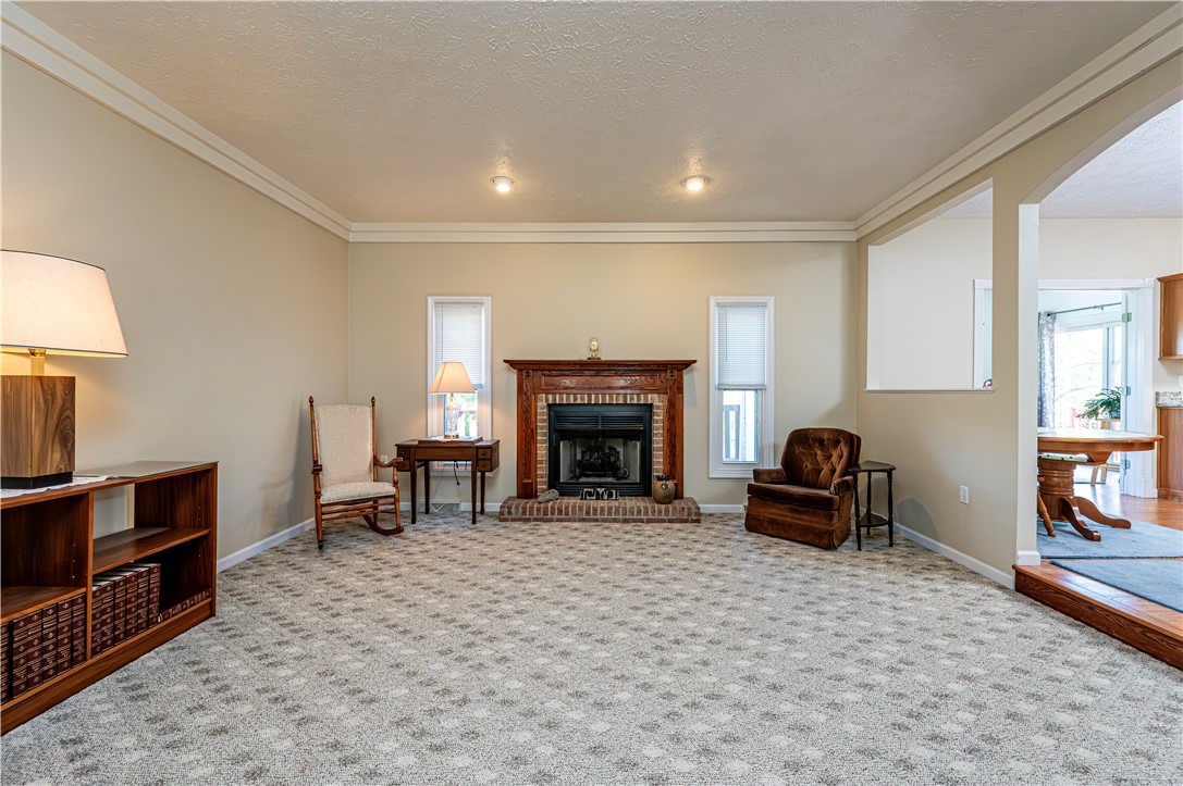 Stonebridge Dr, Greensburg, PA 15601