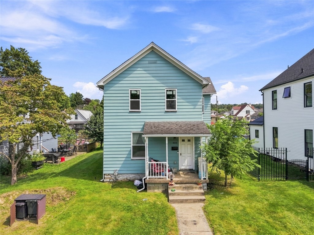 Hastings Ave, Oakdale, PA 15071 #1
