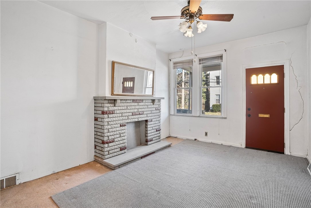 Farragut St, Pittsburgh, PA 15206 #1