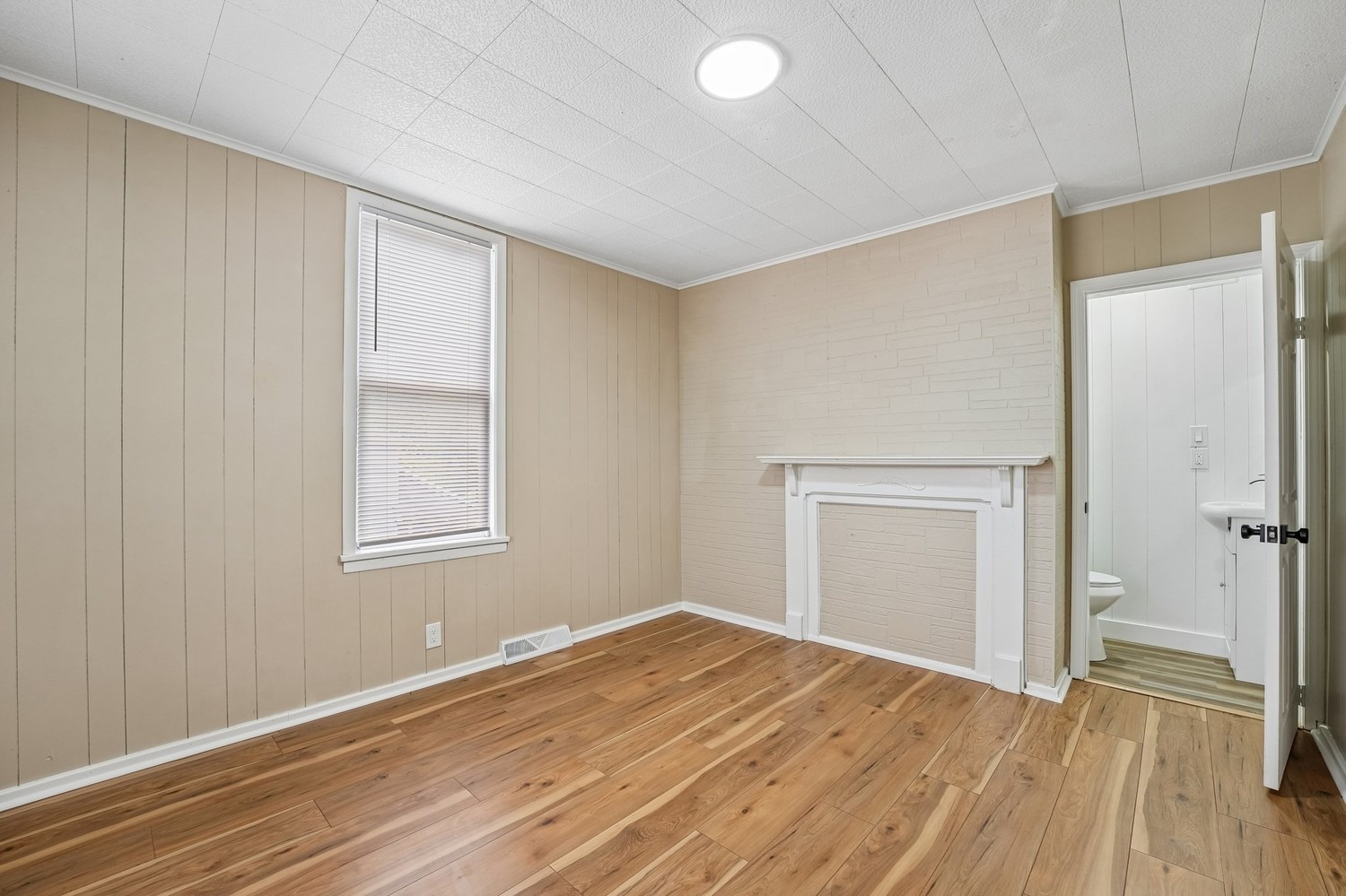 Bessemer Ave, Lyndora, PA 16045 #1