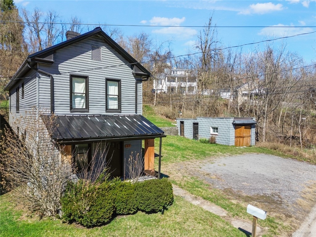 Bower Hill Rd, Bridgeville, PA 15017