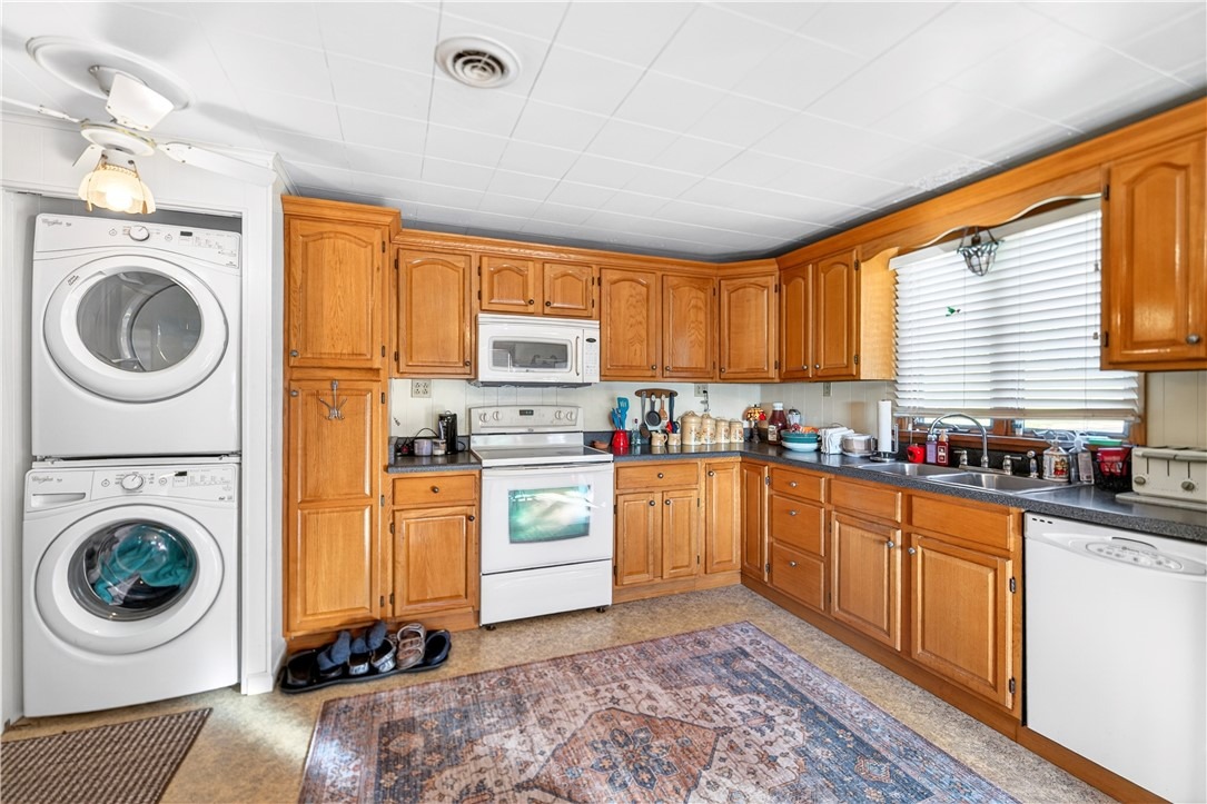 Schwirian Dr, Elizabeth, PA 15037 #1