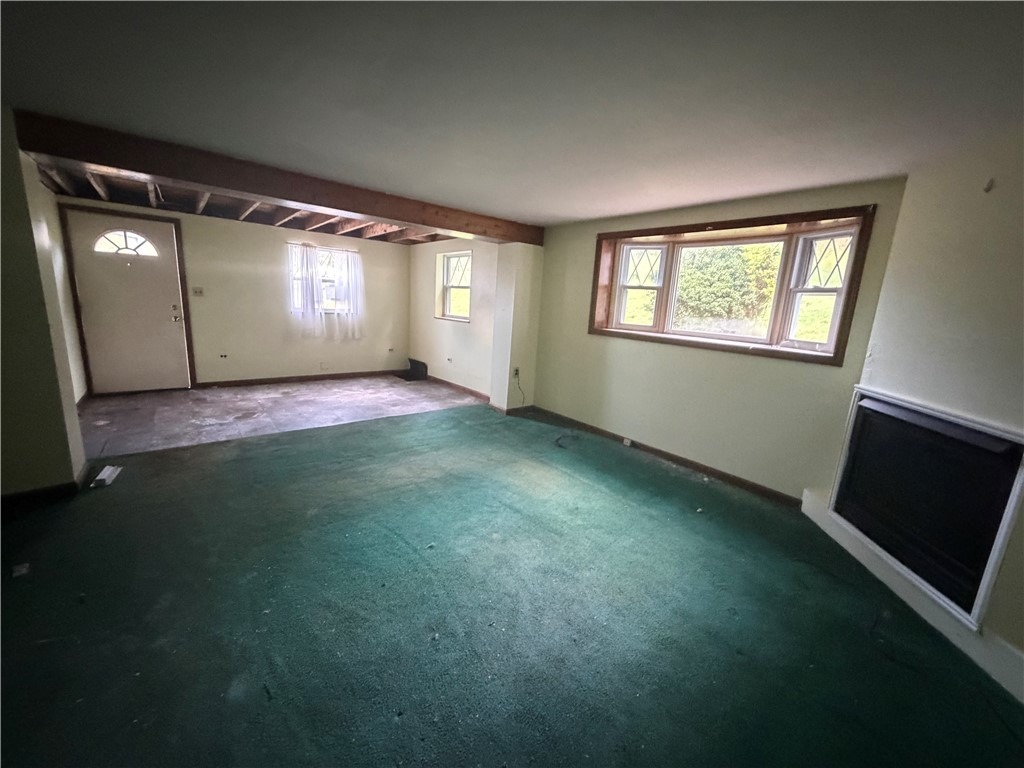 Blackhawk Rd, Beaver Falls, PA 15010