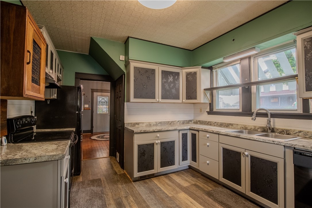 Areford St, Uniontown, PA 15401 #1