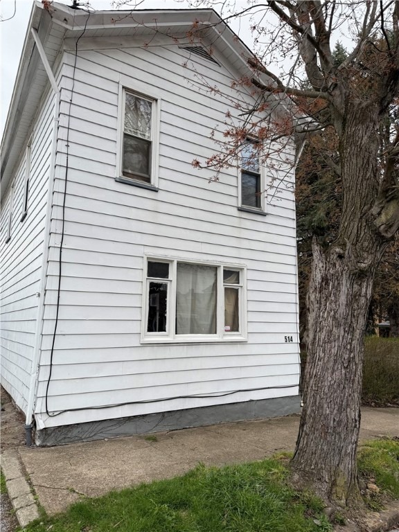 16th St, Beaver Falls, PA 15010