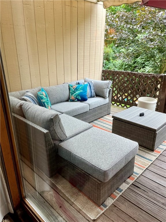Carriage Cir, Pittsburgh, PA 15205