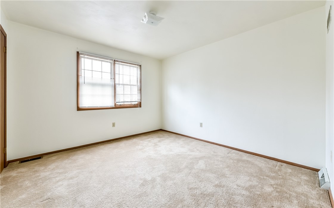 Barclay Ave, Pittsburgh, PA 15221