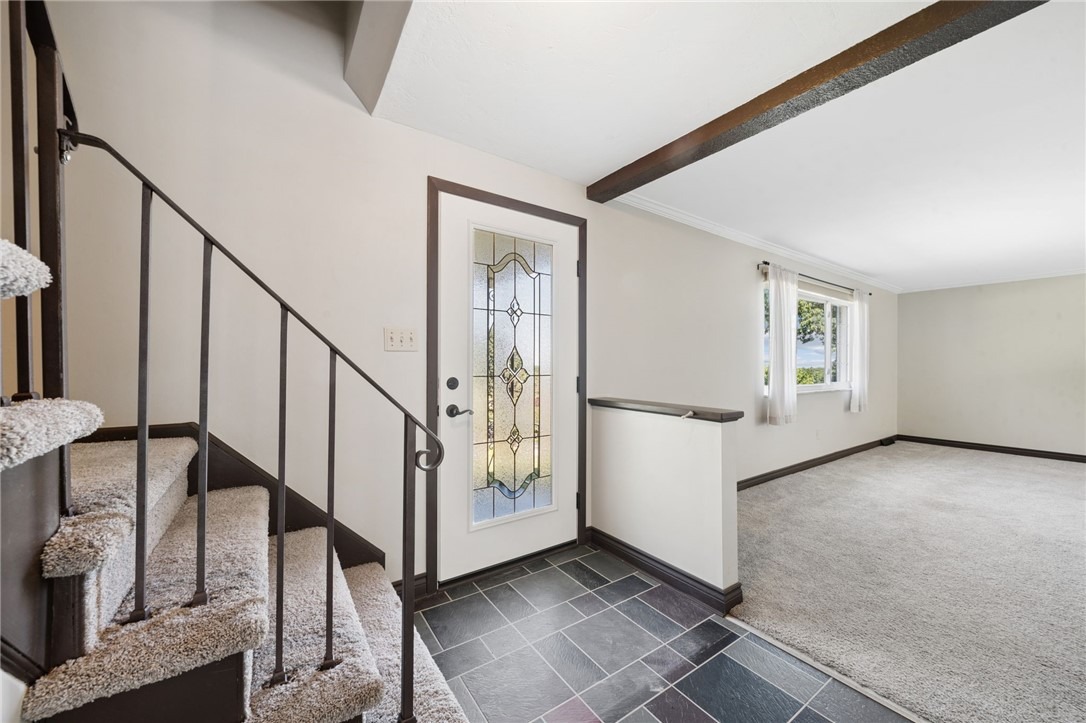 Mountain View Dr, Greensburg, PA 15601 #1