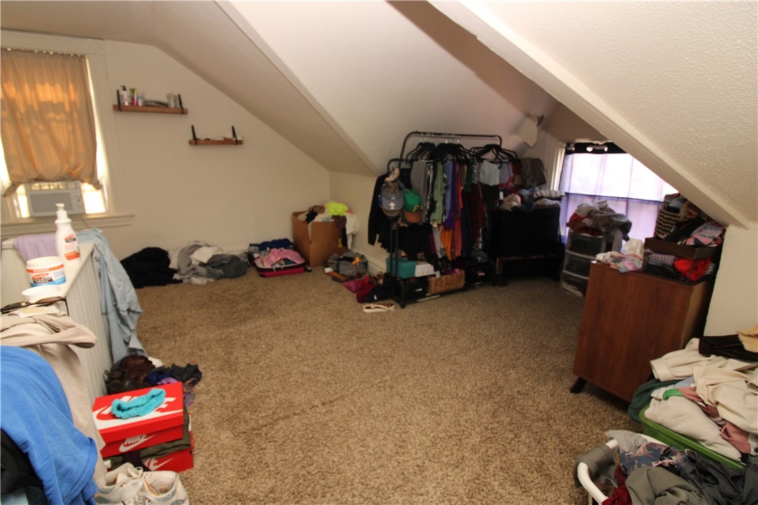 Greydon Ave, Mc Kees Rocks, PA 15136