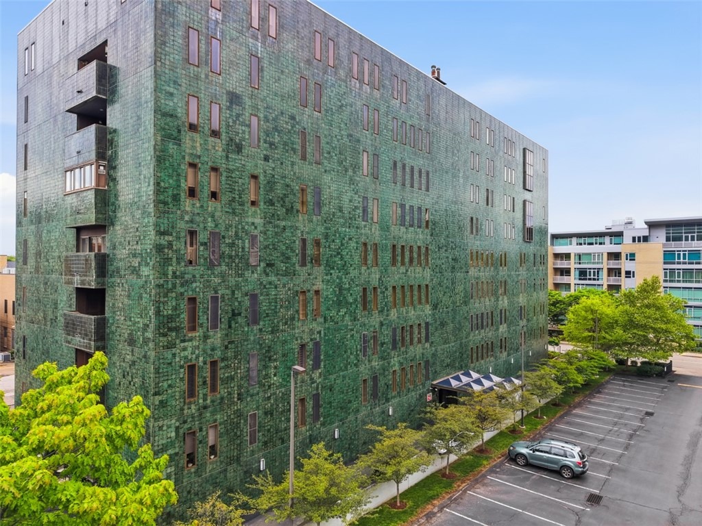 Neville St, Pittsburgh, PA 15213