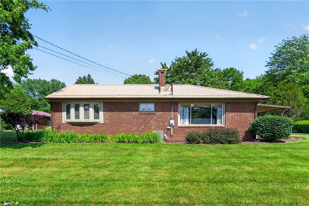 Hermitage Rd, Hermitage, PA 16148