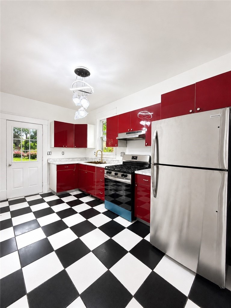 Duss Ave, Ambridge, PA 15003 #1
