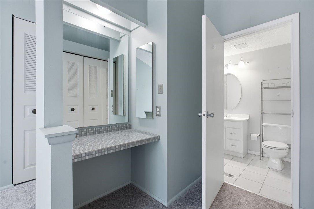 Saxonwald Ln, Pittsburgh, PA 15234