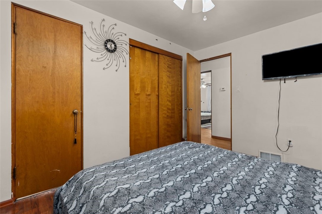 Greentree Rd, Pittsburgh, PA 15220 #1