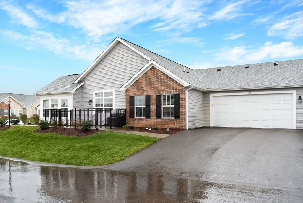 Forest Oaks Dr, Butler, PA 16001 #1