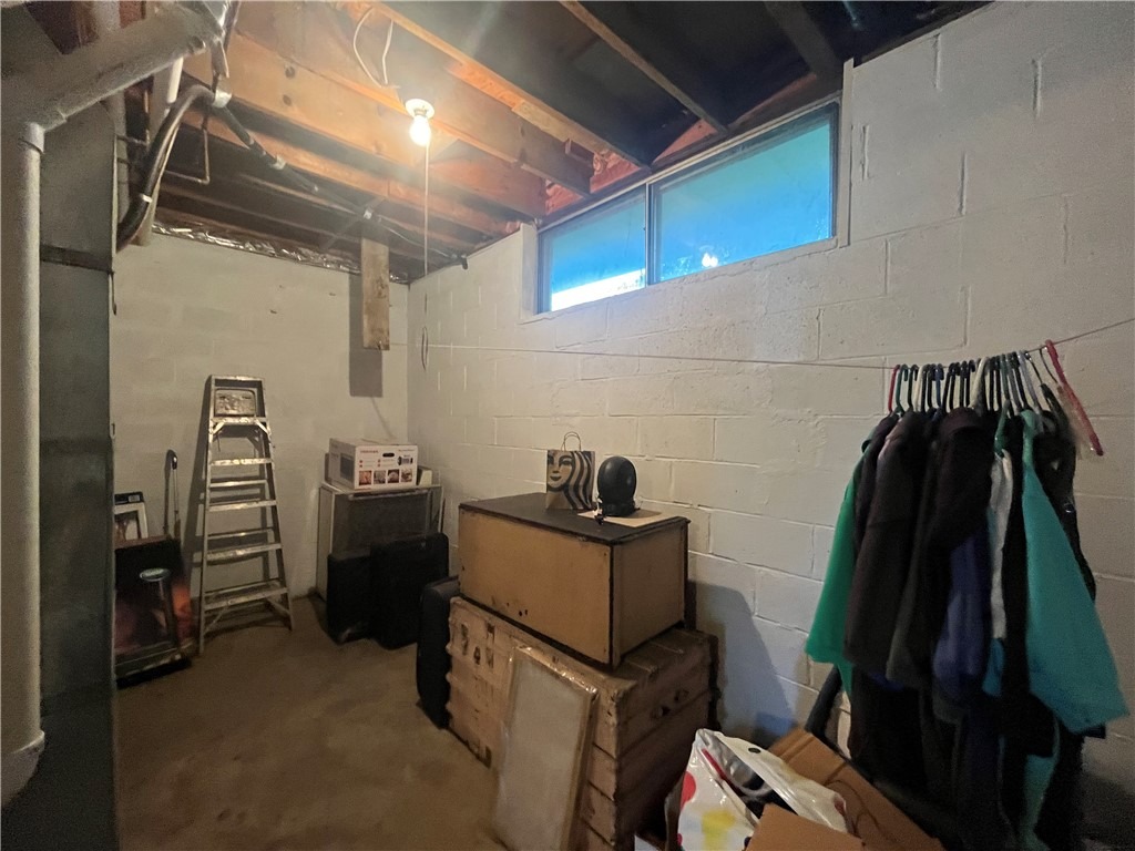 Ontario St, Glassport, PA 15045 #1