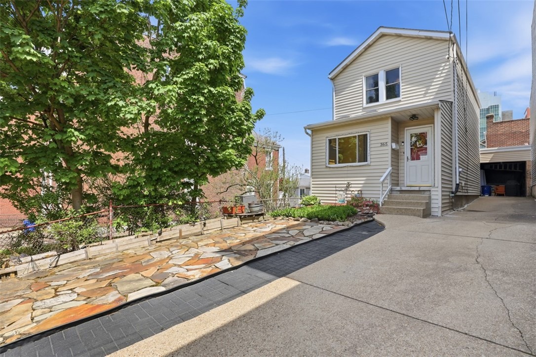 Main St, Pittsburgh, PA 15201
