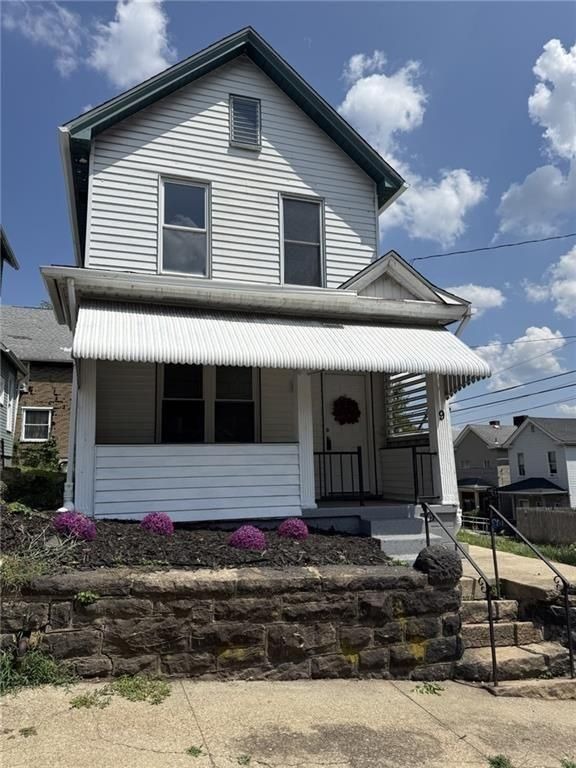 Gaskill Ave, Jeannette, PA 15644
