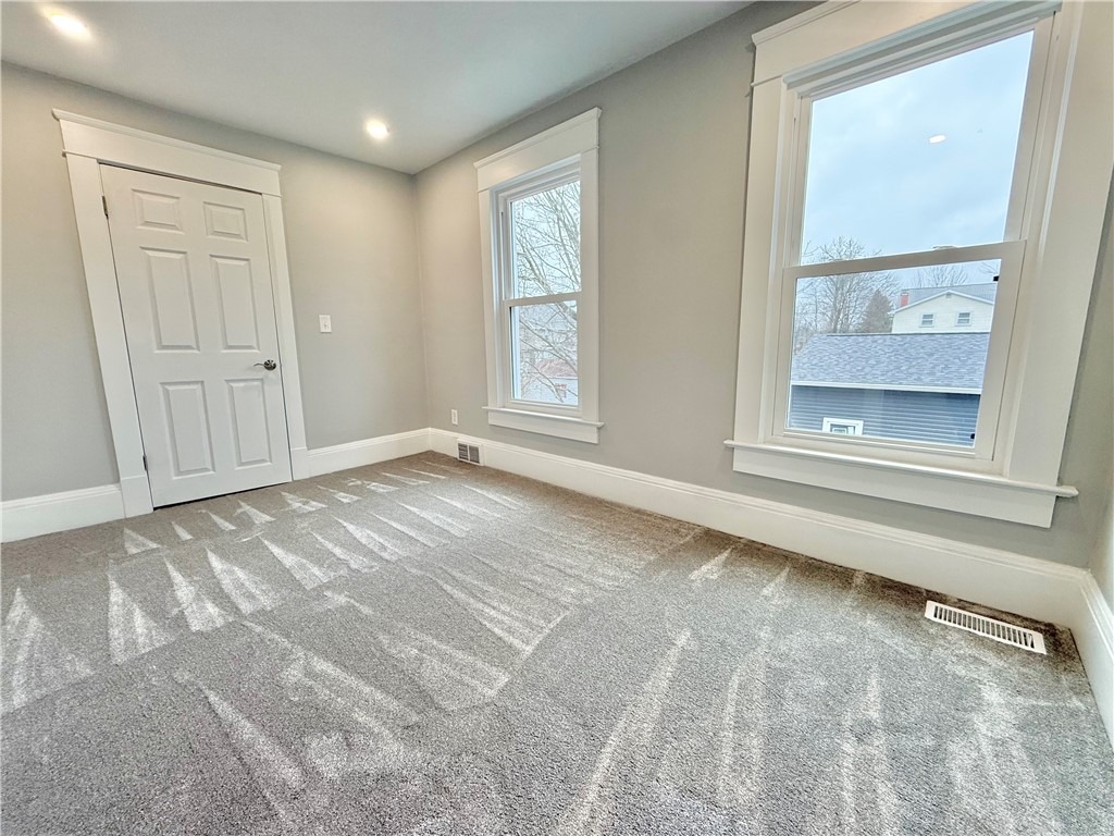 Hillcrest Ave, New Castle, PA 16105 #1