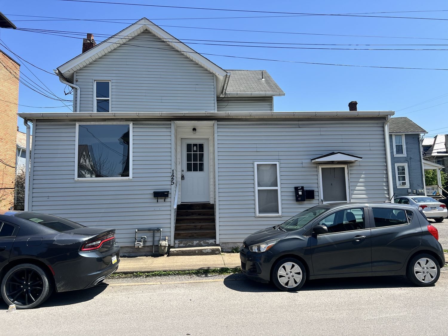 Chestnut St, Butler, PA 16001