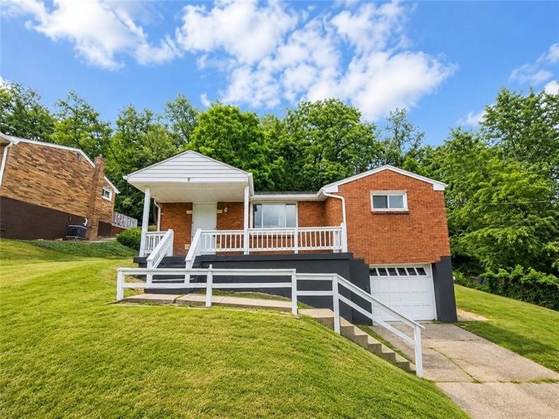 Gregory Dr, Monroeville, PA 15146 #1