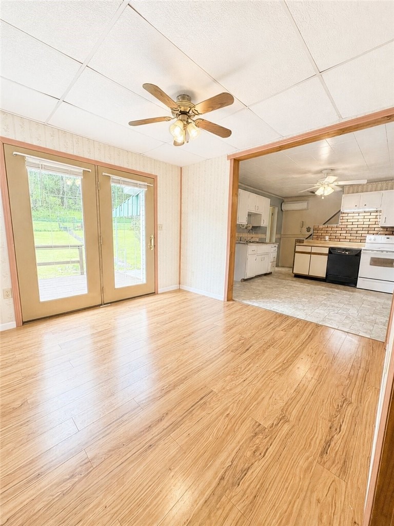 Grant St, Richeyville, PA 15358 #1