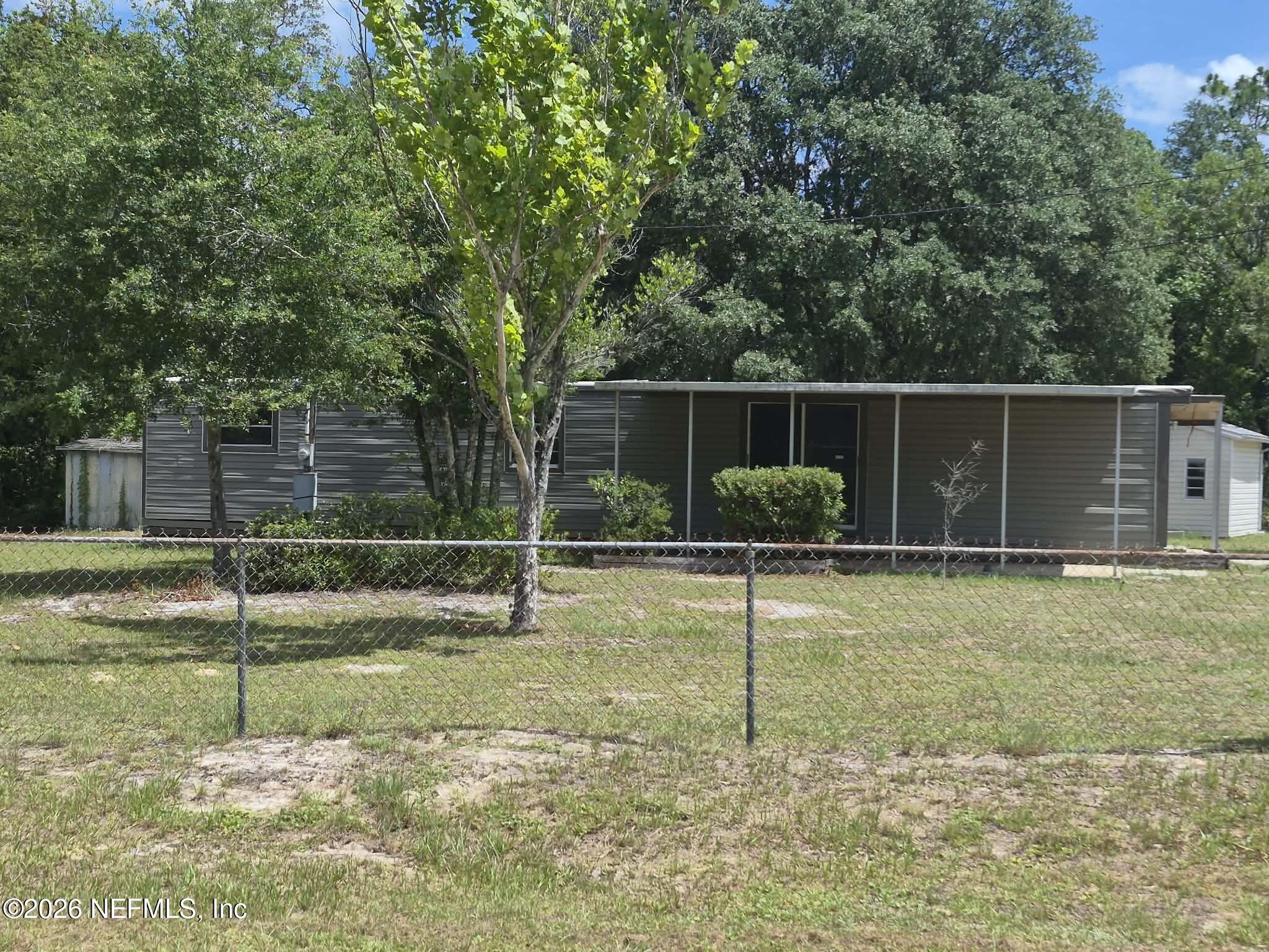 Claudia St, Interlachen, FL 32148