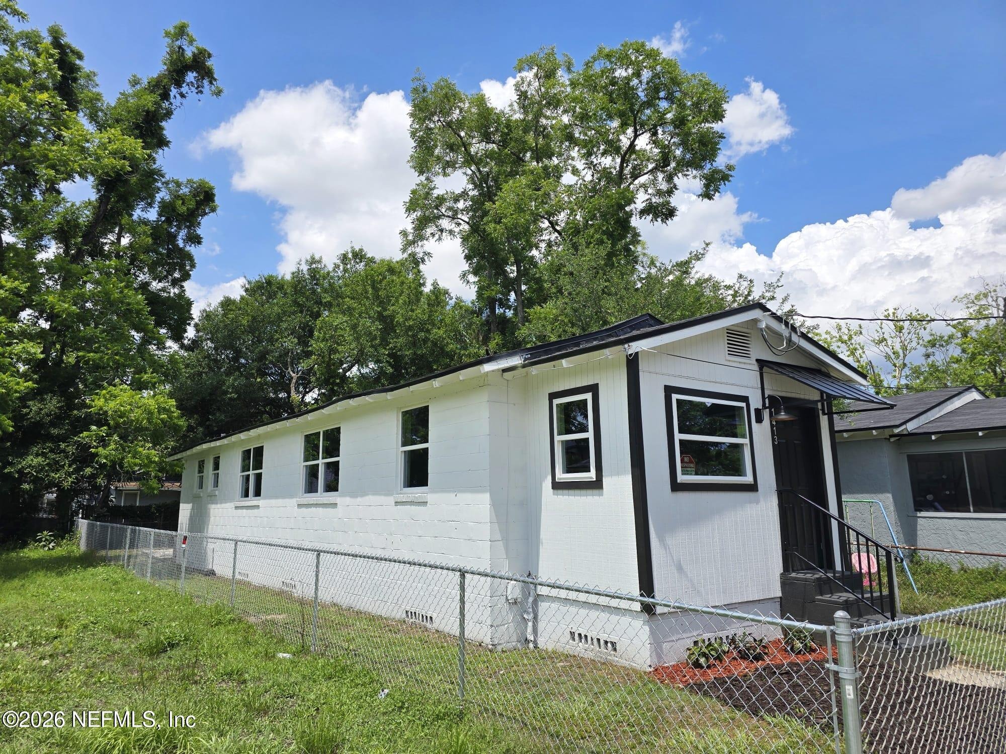 21st St, Jacksonville, FL 32209