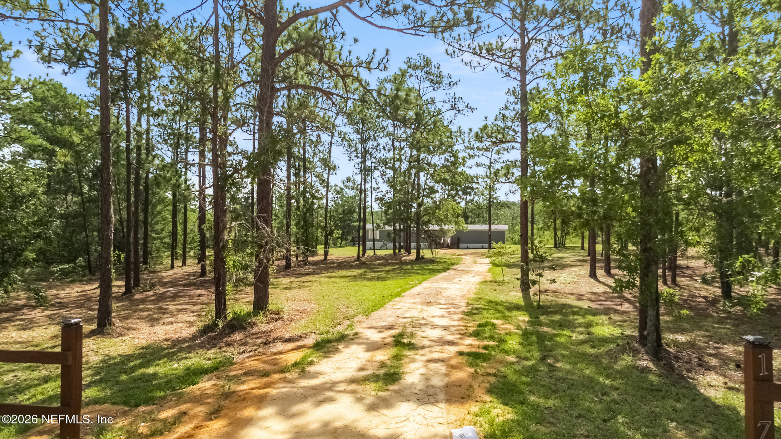 Melrose Landing Dr, Hawthorne, FL 32640