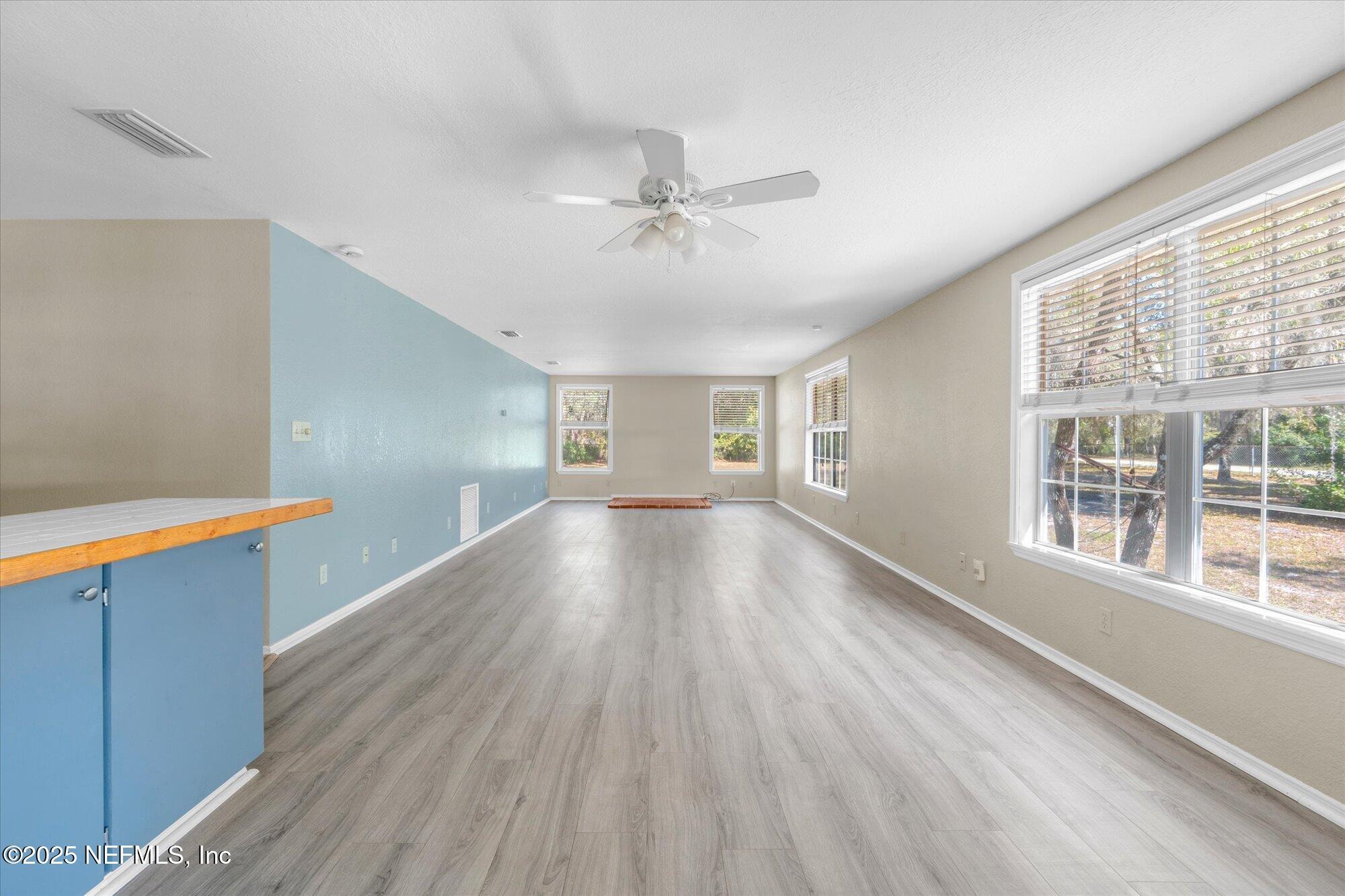 Lake Como Dr, Pomona Park, FL 32181