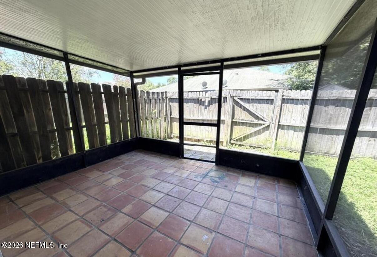 Pinebay Cir, Jacksonville, FL 32244