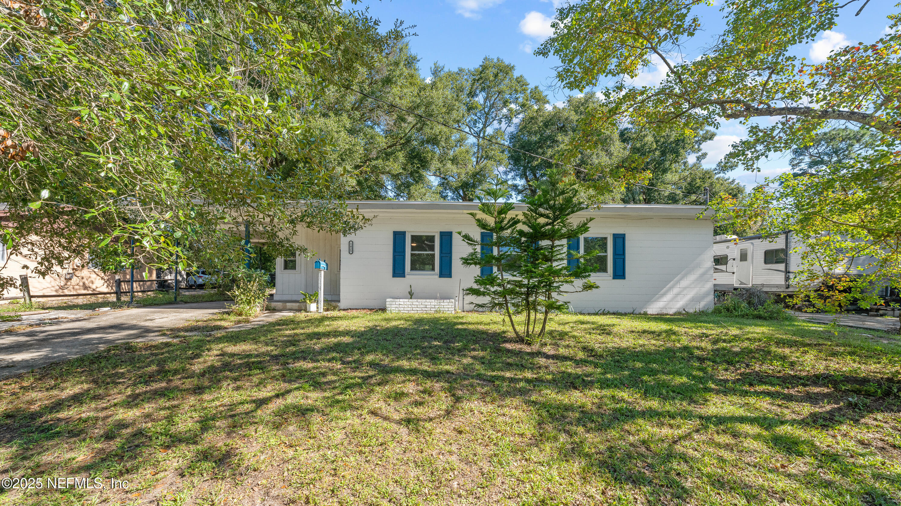 Domas Dr, Jacksonville, FL 32211