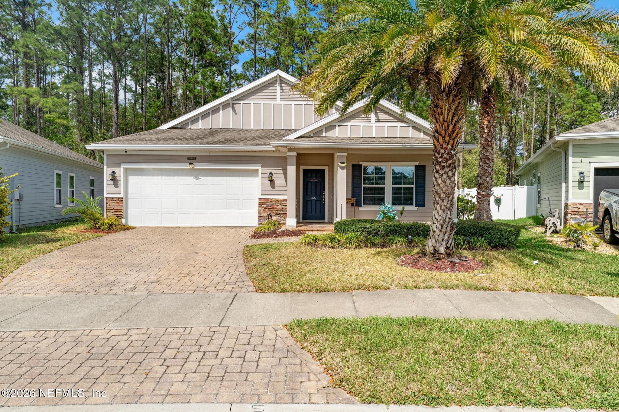 Blossom Lake Dr, Jacksonville, FL 32218