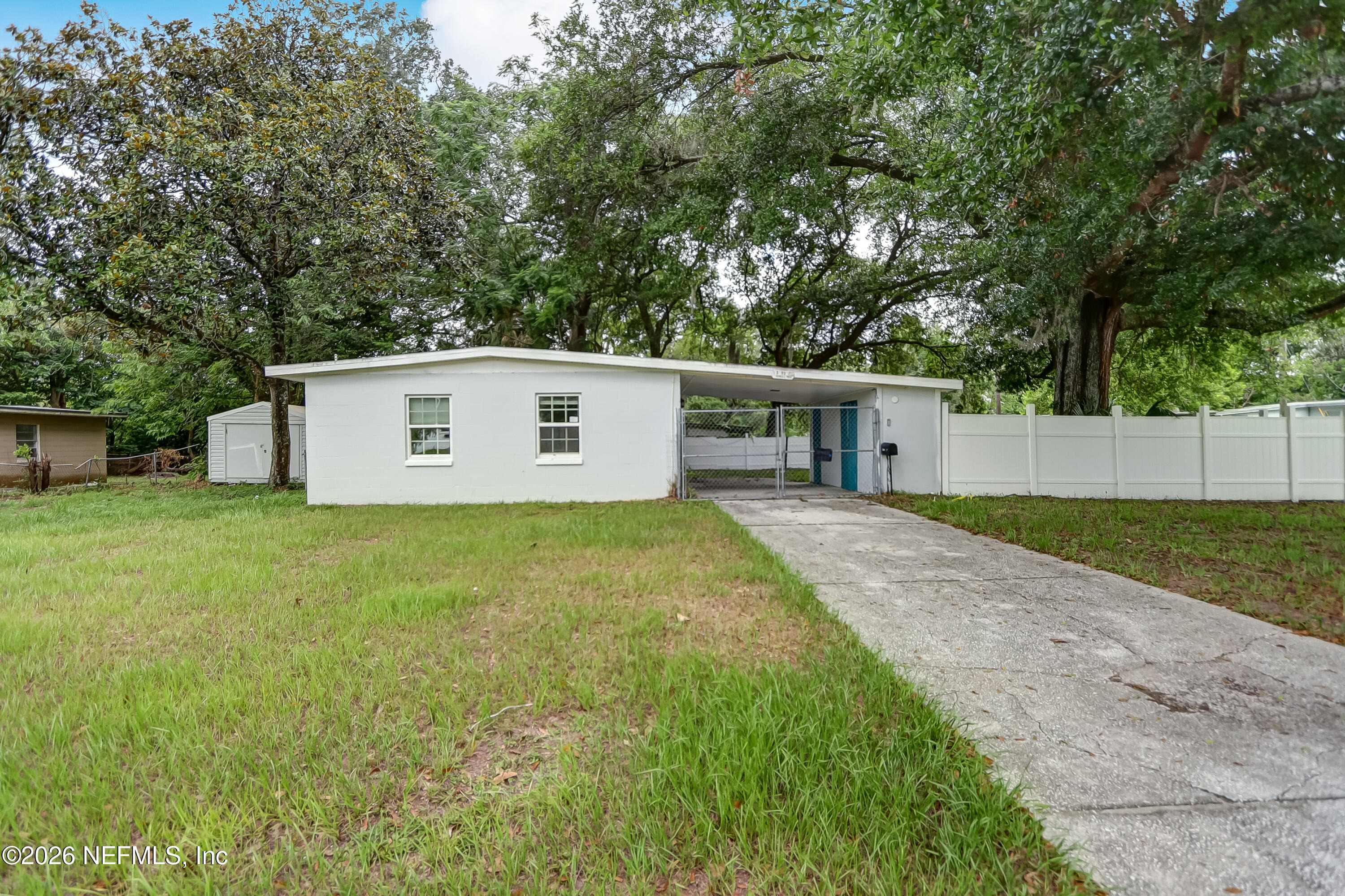Domas Dr, Jacksonville, FL 32211