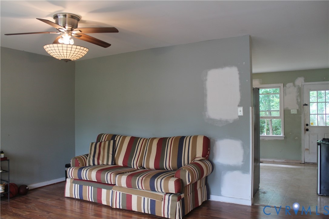 Mccaw Dr, North Chesterfield, VA 23235