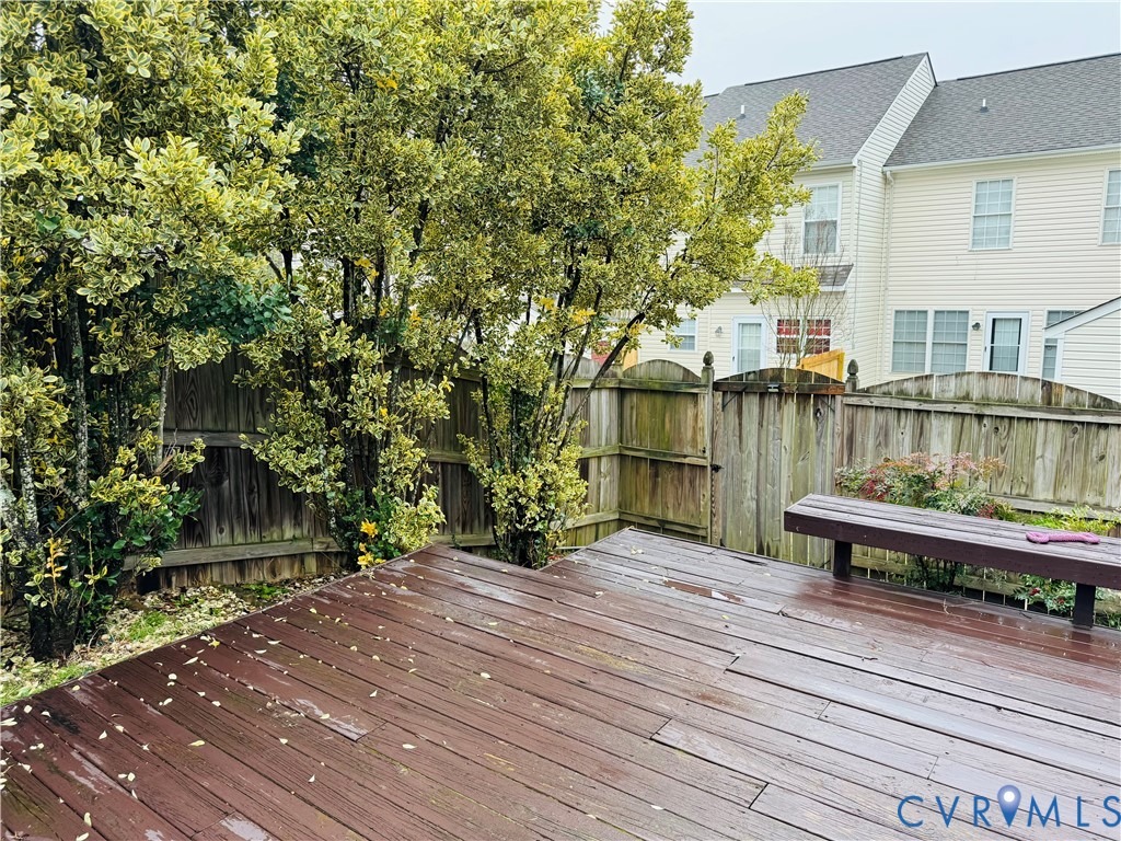 Goyne Ter, Chester, VA 23831