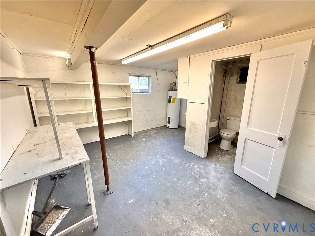 Virginia Ave, Crewe, VA 23930