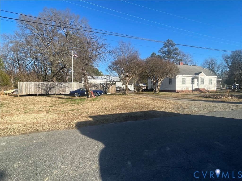 Elokomin Ave, North Chesterfield, VA 23237 #1