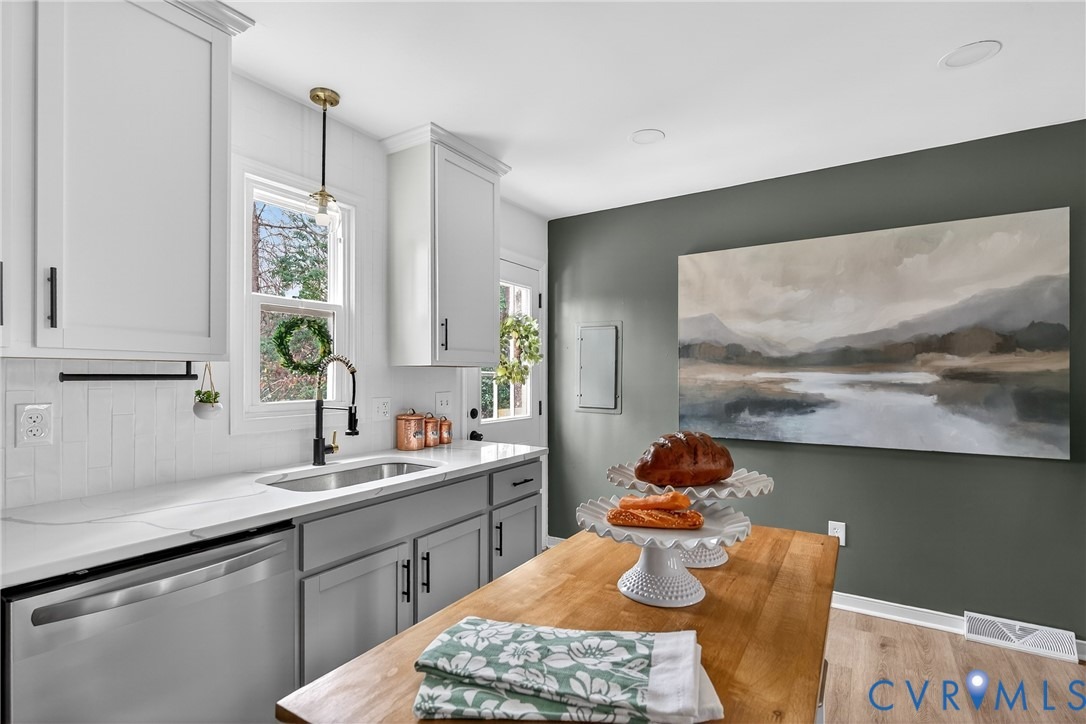 Dumaine Dr, Midlothian, VA 23112