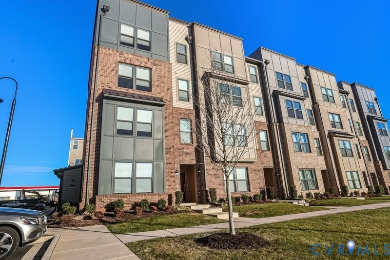 Lassen Dr, Henrico, VA 23294