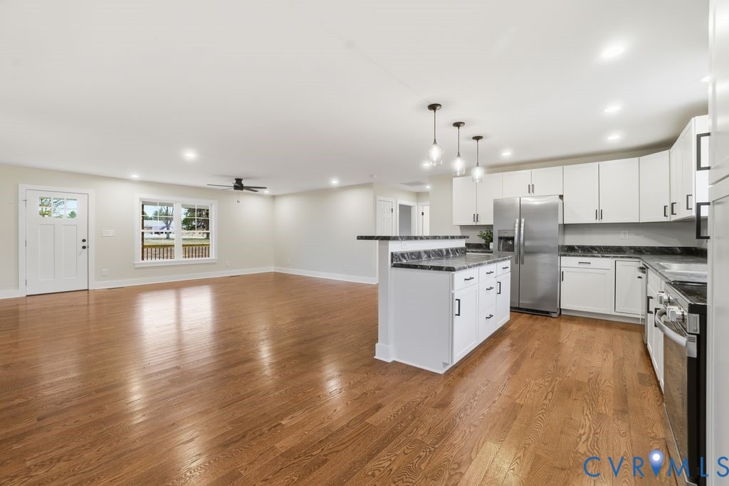 James Madison Hwy, New Canton, VA 23123