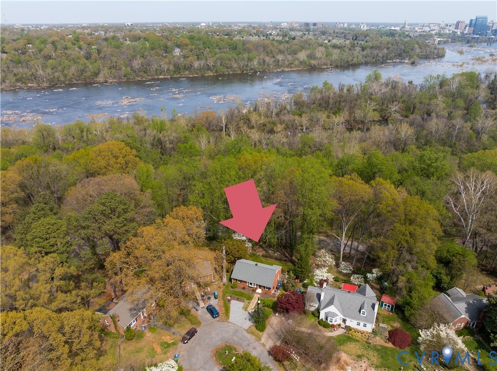 Hillcrest Cir, Richmond, VA 23225