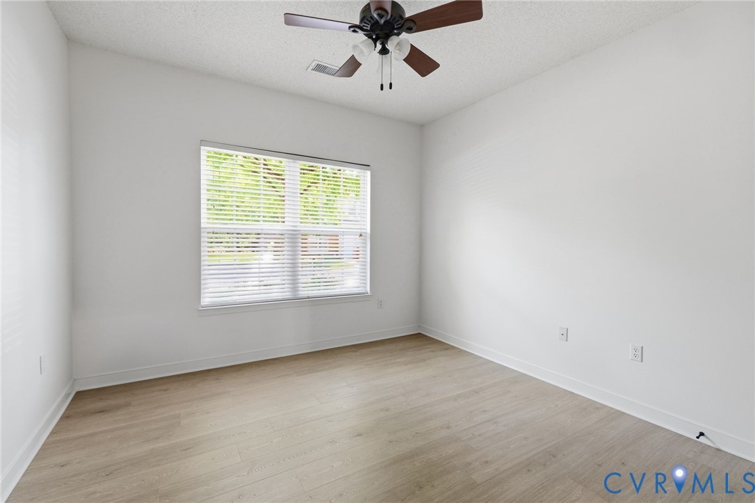 Carnoustie Ln, North Chesterfield, VA 23236