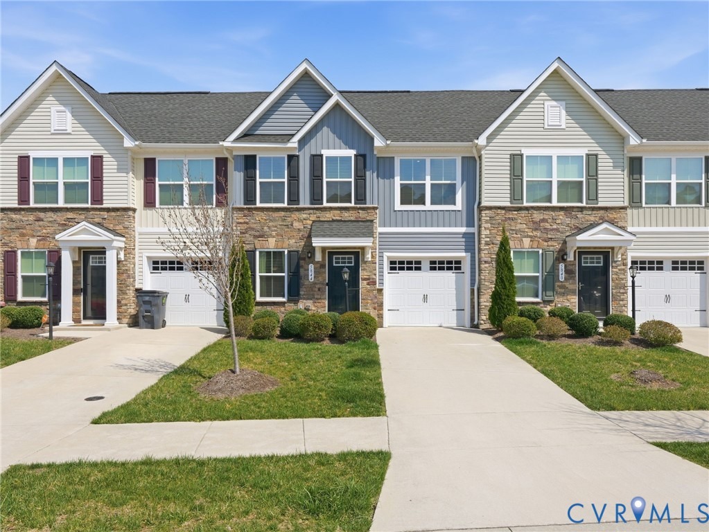 Addison Gate Dr, North Chesterfield, VA 23234