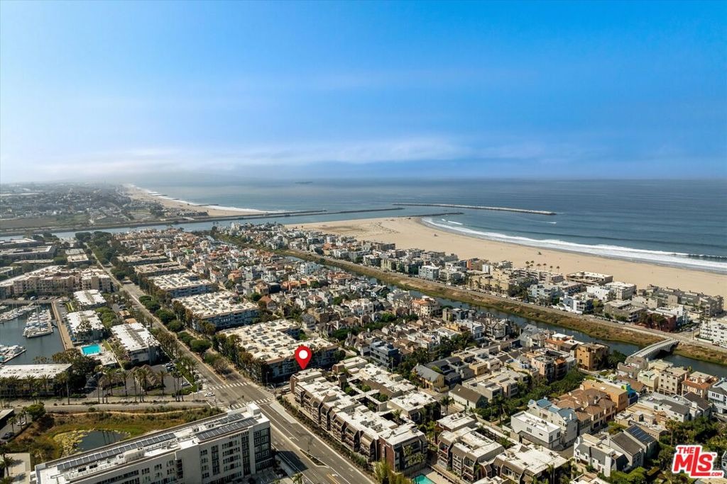Via Dolce , Marina Del Rey, CA 90292