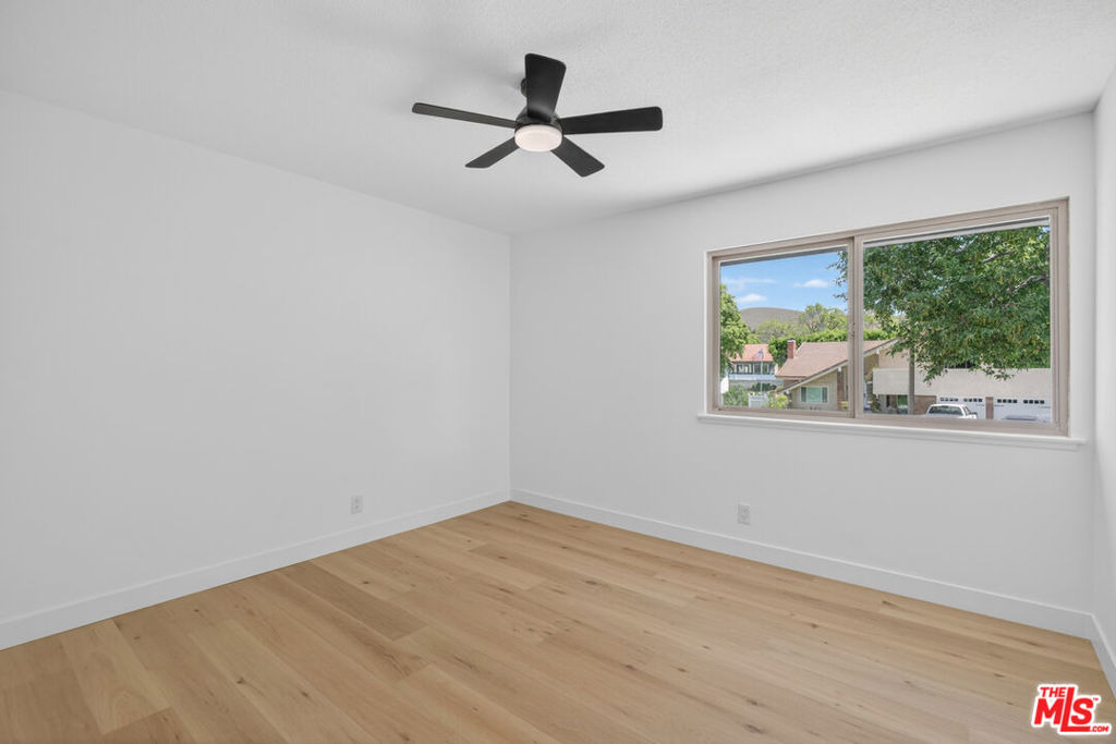Blue Ridge Ct, Westlake Village, CA 91362