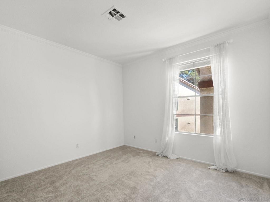 Sabre Hill Dr, San Diego, CA 92128